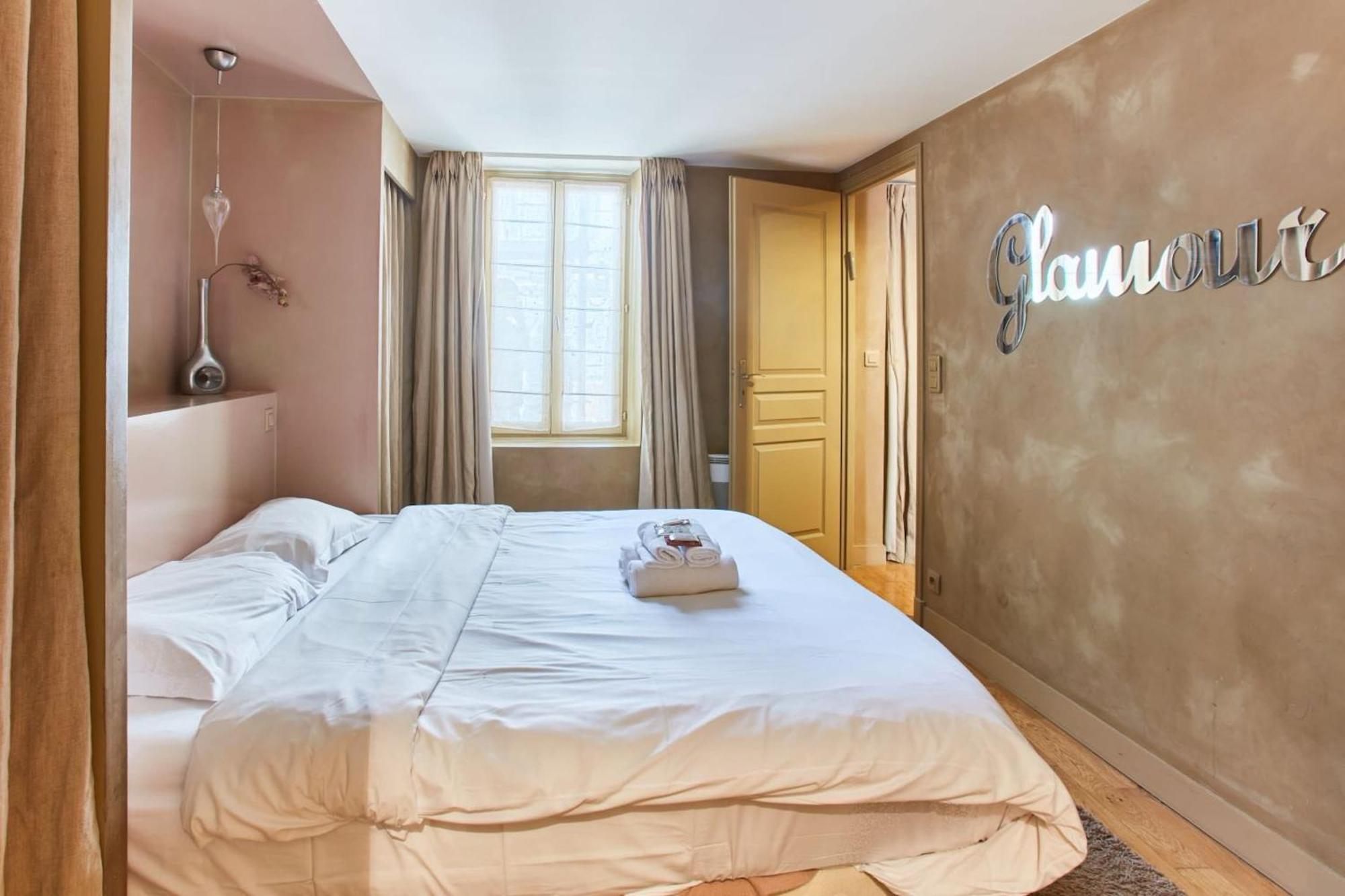 Latin Quarter - 1Br - Cityapartmentstay París Exterior foto