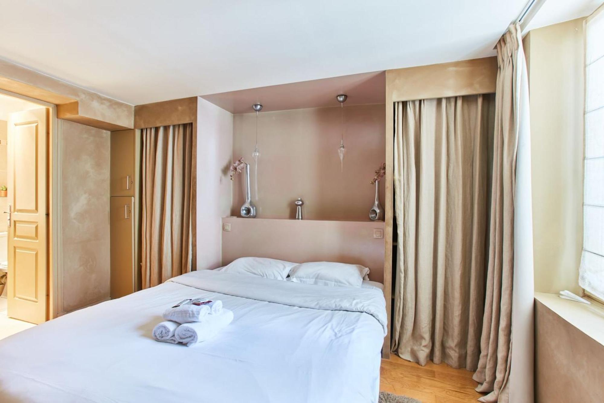 Latin Quarter - 1Br - Cityapartmentstay París Exterior foto